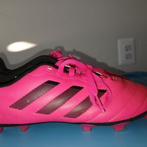 Adidas Neon Pink Soccer Cleats - Girls size 3.5 Youth